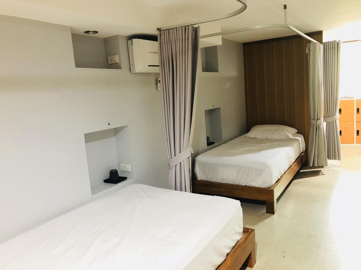 Rada Arak 79/4 Hostel Chiang Mai Buitenkant foto