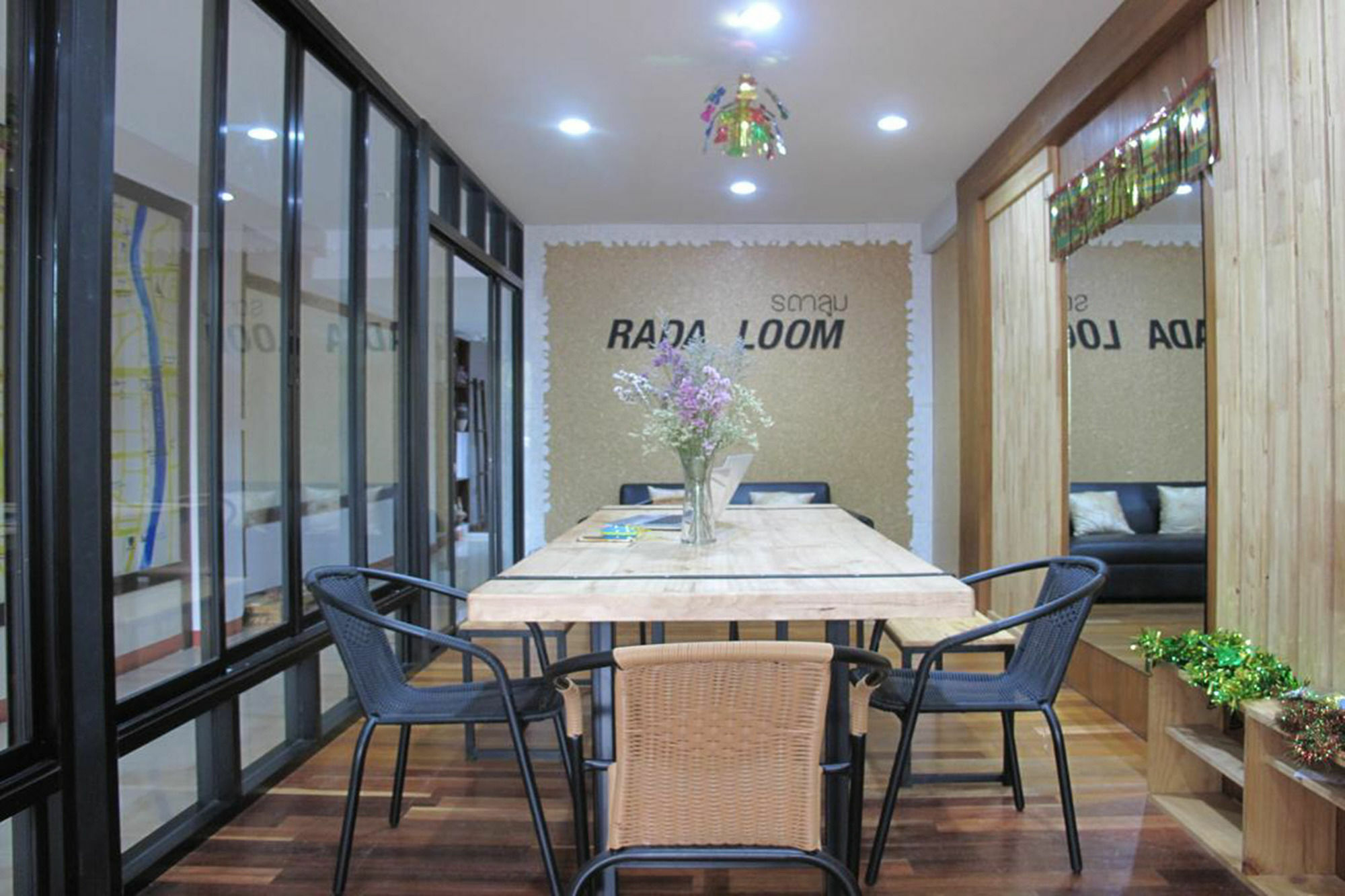 Rada Arak 79/4 Hostel Chiang Mai Buitenkant foto