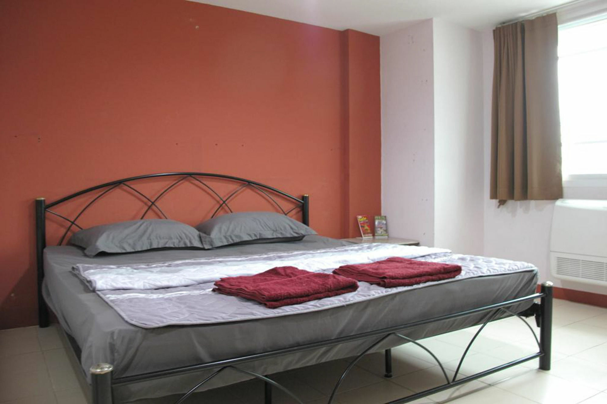 Rada Arak 79/4 Hostel Chiang Mai Buitenkant foto