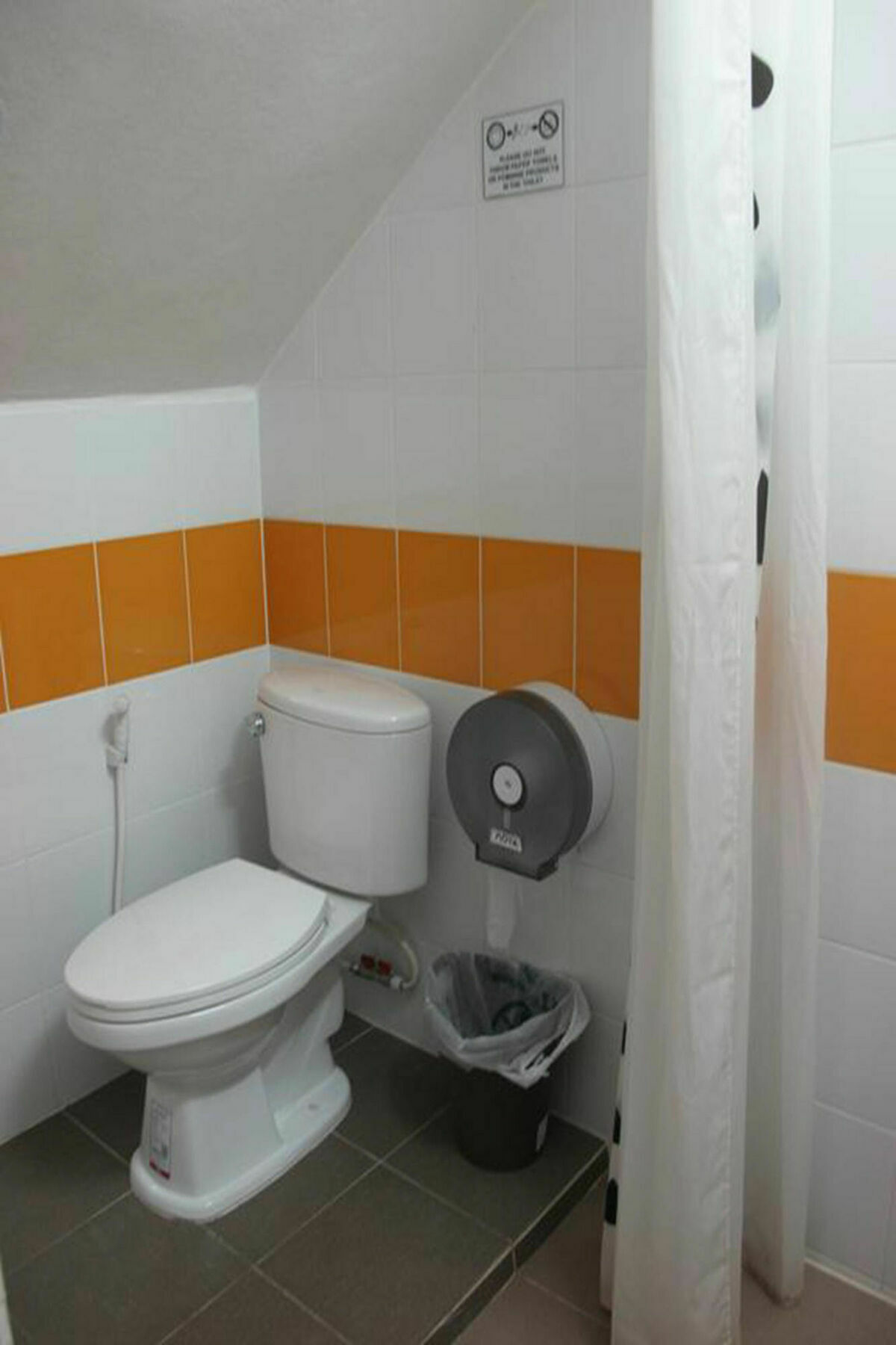 Rada Arak 79/4 Hostel Chiang Mai Buitenkant foto