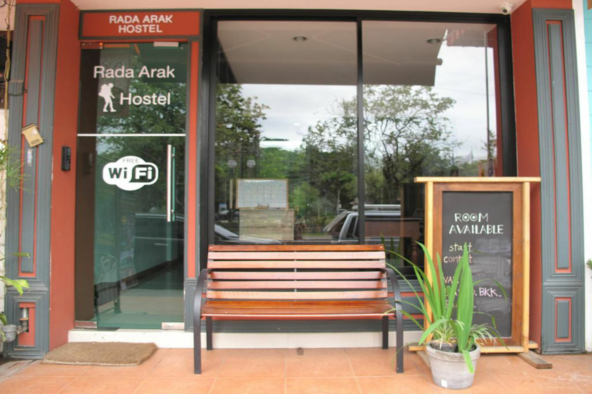 Rada Arak 79/4 Hostel Chiang Mai Buitenkant foto